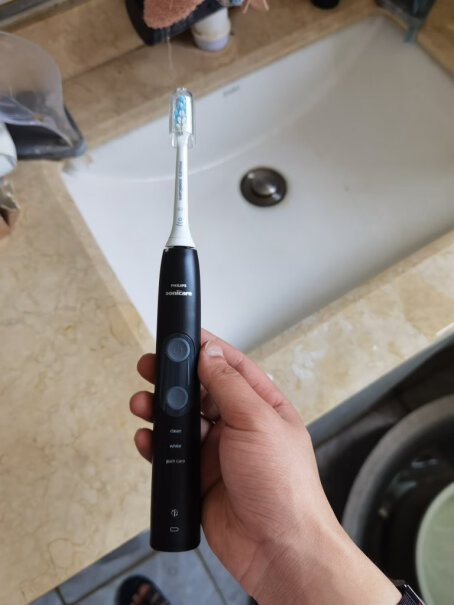 电动牙刷头飞利浦PHILIPS电动牙刷头要注意哪些质量细节！来看下质量评测怎么样吧！
