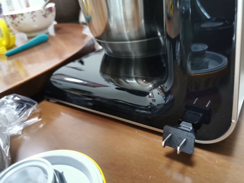 博世料理机多功能厨师机和面揉面搅拌家用请问买过的这款机器掉黑粉嘛？
