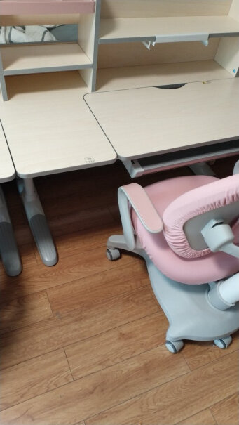 京东京造儿童桌椅套装京造京东自有品牌儿童学习桌椅套装评测哪款值得买,哪个更合适？