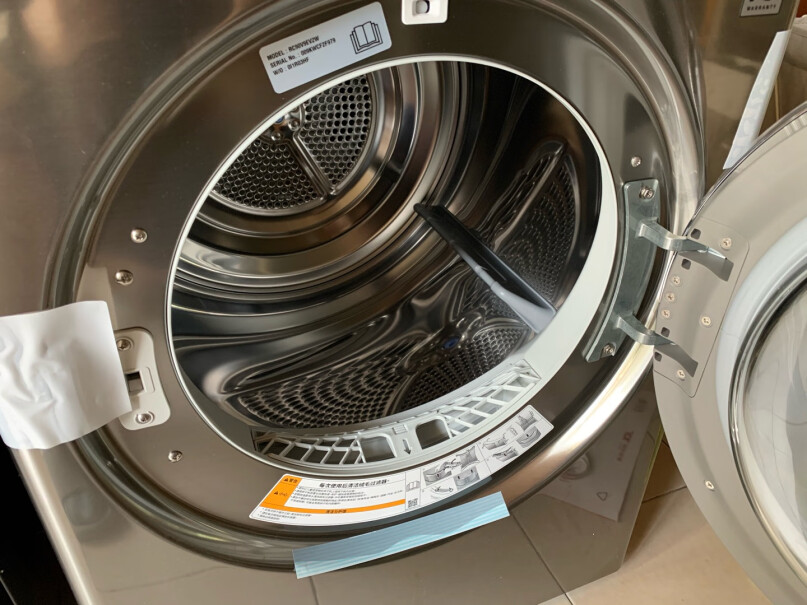 LG洗烘套装组合9KG原装进口热泵式烘干机可以烘干鞋子吗？
