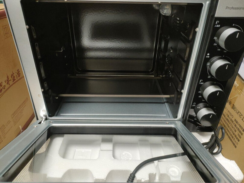 长帝多功能电烤箱家用32升大容量第一次空烤就上下管红 然后隔天预热后做蛋挞的时候 两个管都看不到红 190度45分钟。。才做好 这样正常么？