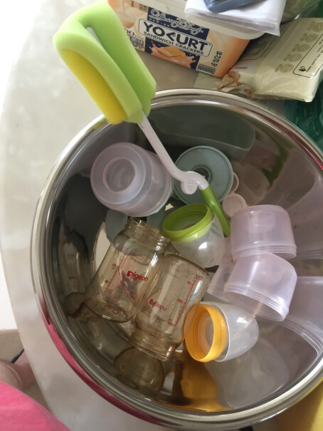 双把手奶瓶240ml-丛林小兔奶瓶洗的时候为什么会有点连手呢？