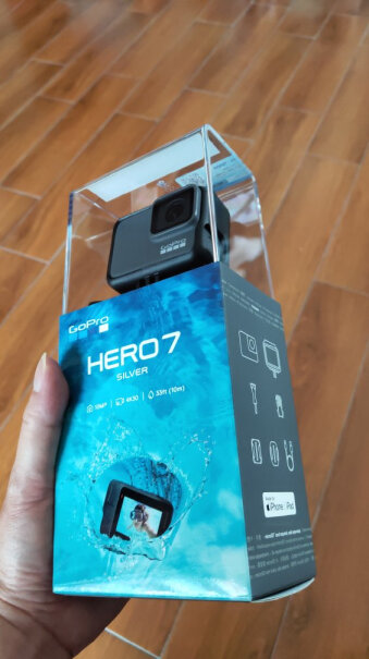 GoPro HERO7 Silver相机有赠品吗？还是就一个裸机？