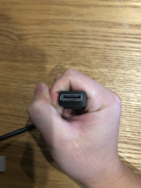 绿联DP三合一转换器20420能连双屏吗？已经有一条HDMI的连接主屏了，显卡上只剩一个DP插口了，能转接连接副屏吗？