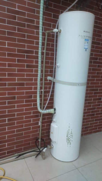 格力 (GREE) 空气能热水器家用200升 京东小家智能生态 一级能效 水温75℃ 水之逸SXTD这款空气能性价比怎么样？值得购买吗？