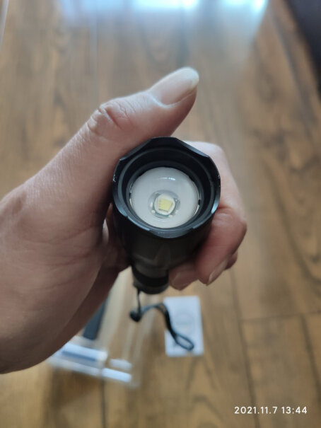 Warsun沃尔森X50這個手電筒的最強光大概有多少流明？