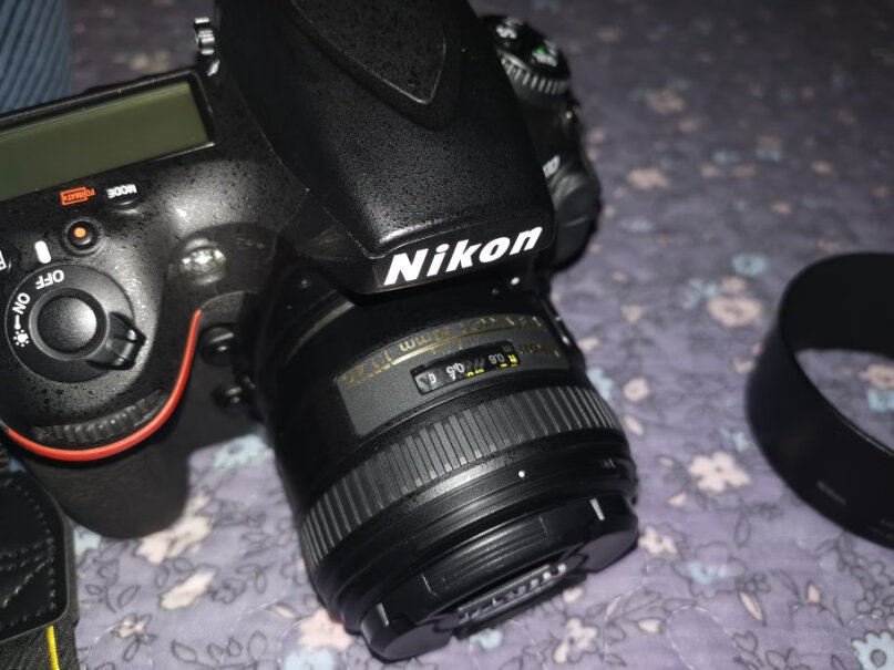 尼康AF-S DX标准定焦镜头我D810的可以用吗？