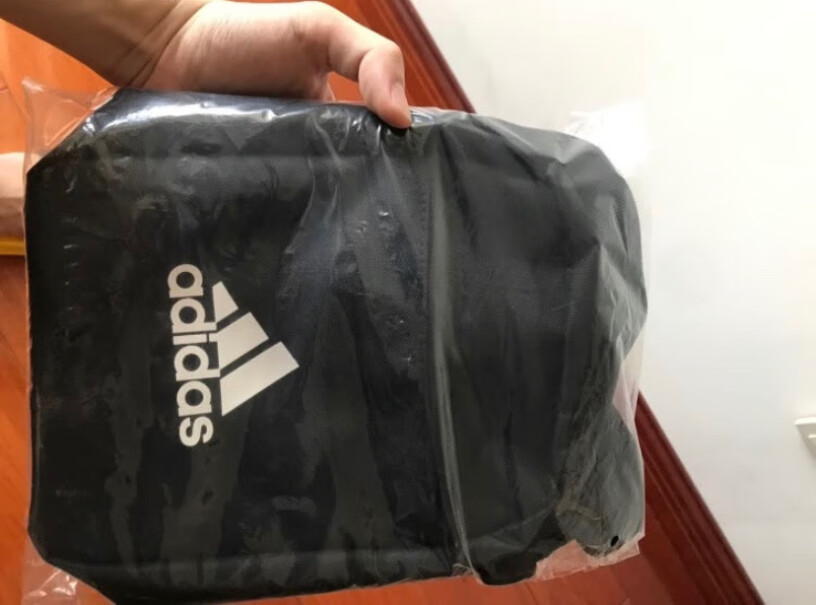 运动包adidas阿迪达斯中性ECORG单肩包ED6877性价比高吗？,评测数据如何？