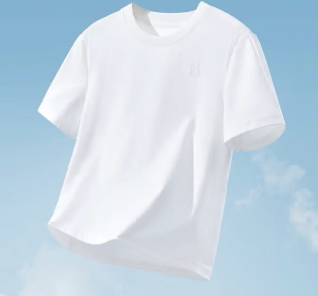 太平鸟短款T恤2023凉感纯色短袖圆领透气应该注意哪些方面细节？来看下质量评测怎么样吧！