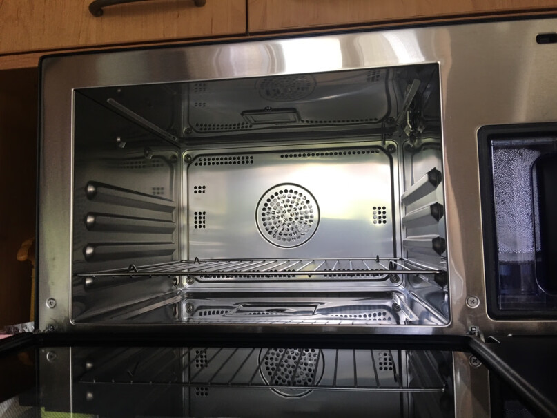 老板蒸烤箱一体机嵌入式智能家用烘焙多功能蒸箱烤箱二合一有发酵功能吗？