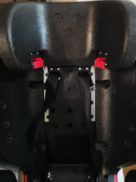 安全座椅maxicosi迈可适功能评测结果,评测哪款功能更好？
