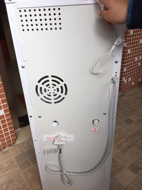 饮水机美的饮水机家用立式办公冰热制冷饮水器MYD718S-X测评结果震惊你！分析性价比质量怎么样！