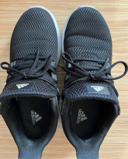 阿迪达斯 跑步鞋adidas ULTIMASHOW男鞋 黑色 43码质量好吗？最新款评测？