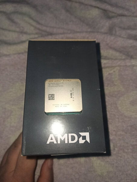 AMD X4 860K 四核CPU装上去蓝屏的怎么办？