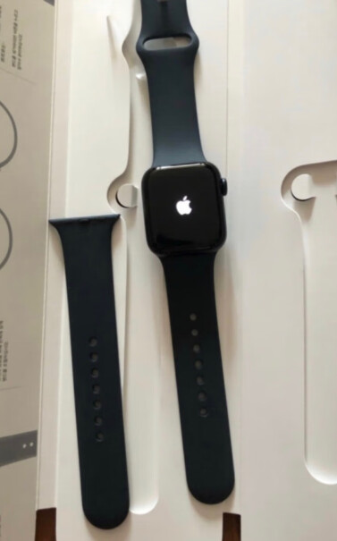 Apple Watch SE 2022款手表手机必须更新ios16 才能用watch se2022吗？