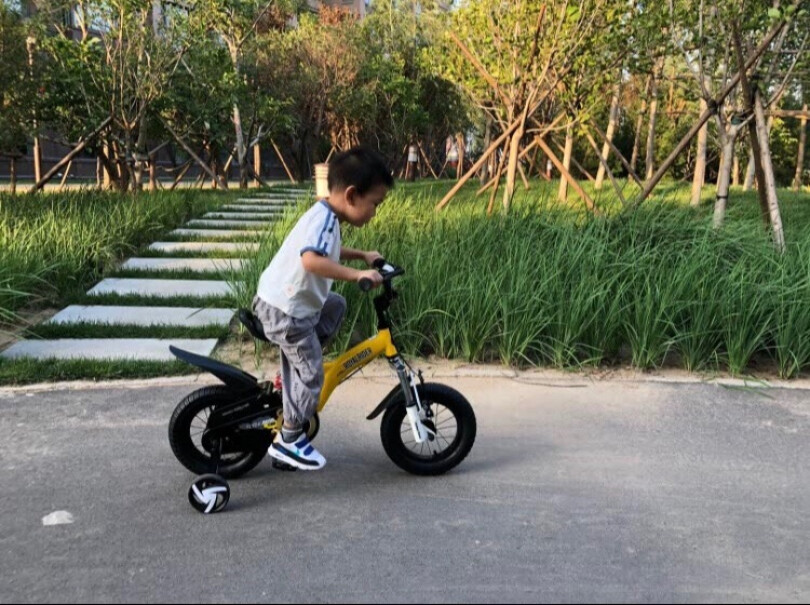 自行车优贝RoyalBaby儿童自行车单车男女小孩童车详细评测报告,质量值得入手吗？