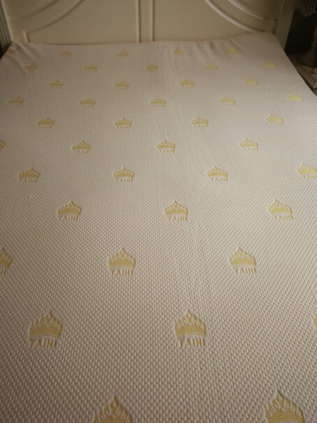 泰嗨床垫乳胶榻榻米可折叠透气定制原产泰国好用吗这个？
