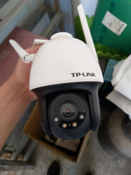 TP-LINK IPC633-Z球机安装在家，在外地能远程查看监控吗？