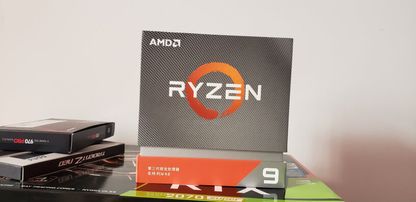 AMD R7 3800X 处理器这个吊打i7吗？