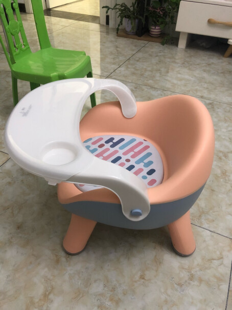 婴幼儿餐椅奔麦宝宝餐椅儿童餐桌婴幼儿坐椅子吃饭便携多功能叫叫椅座椅凳值得买吗？功能真的不好吗？