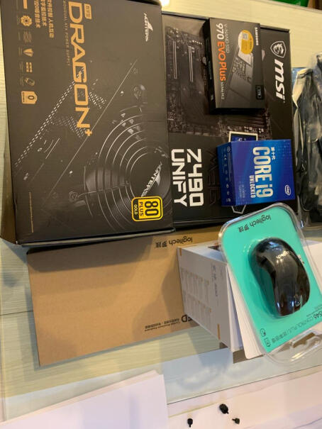 微星魔龙RTX 3080 Ti X TRIO显卡1、i710700F+2070S 考虑玩3A大作需要配水冷吗？ 2、还需要配个显卡支架吗？