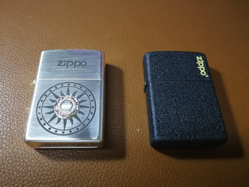 之宝Zippo打火机黑裂漆-经典商标黑裂漆的经典商标有没有礼盒？