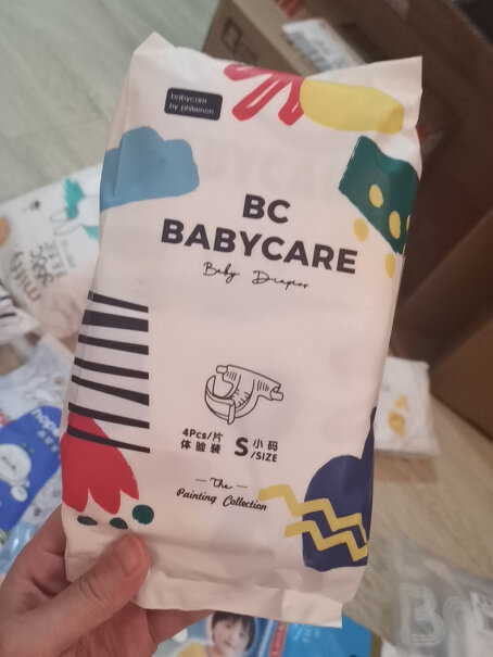 babycare艺术大师薄柔新升级纸尿裤艺术大师味道大吗？