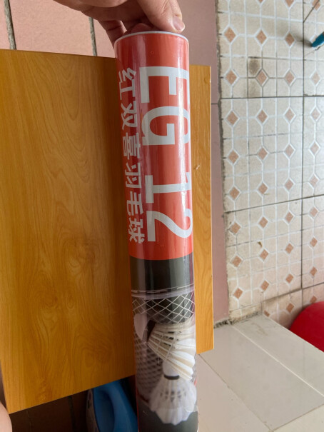 红双喜DHS羽毛球拍对拍合金羽拍1010新老包装随机这个最大能拉多少磅的线？