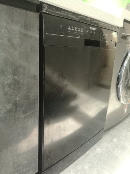 西门子大容量家用全自动智能洗锅这个型号可以嵌入吗？
