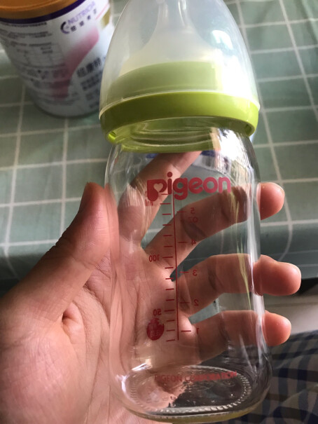 奶瓶奶嘴贝亲Pigeon宽口径玻璃奶瓶奶嘴套装婴儿奶瓶240ml+自然实感婴儿奶嘴L码+LL码功能介绍,真实测评质量优劣！