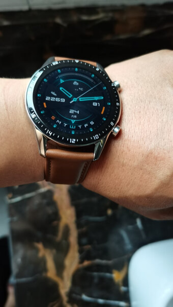 智能手表华为GT2运动手表 曜石黑质量真的差吗,质量到底怎么样好不好？
