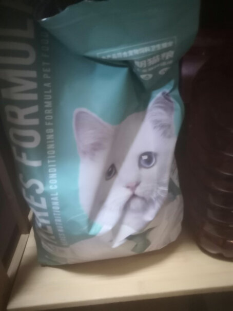 凯锐思天然猫粮成猫鱼肉海洋鱼蓝猫室内全价猫粮成猫粮天然粮橘猫可以吃吗？吃了怎么样？
