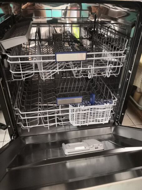 美的洗碗机家用RX10独立式嵌入式这款可以洗果蔬吗？APP里有冲洗吗？