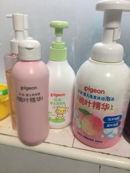 洗发沐浴贝亲Pigeon桃叶精华洗发沐浴二合一、桃子水套装评测质量好不好,优缺点分析测评？