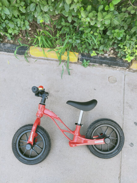 儿童滑步车ANGIBABY儿童平衡车滑步车2-3-9岁宝宝入手评测到底要不要买！质量不好吗？