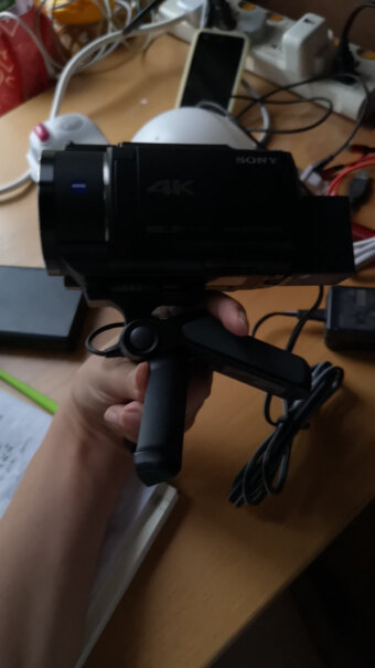 索尼FDR-AX700高清数码摄像机有没有可夜视的？