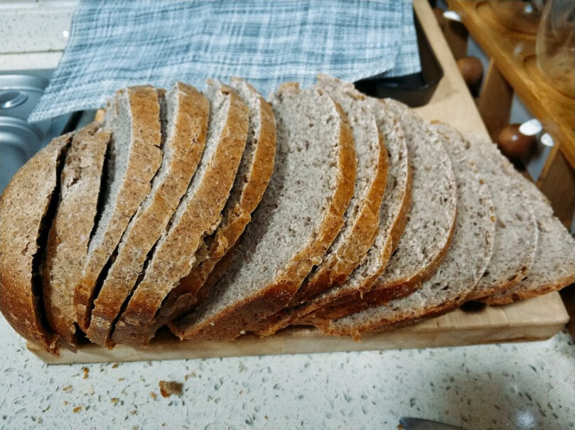 面包机美的面包机厨师机到底要怎么选择,网友点评？