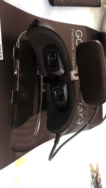 GOOVIS 2021款4K头戴VR眼镜看vr电影有没有纱窗感。