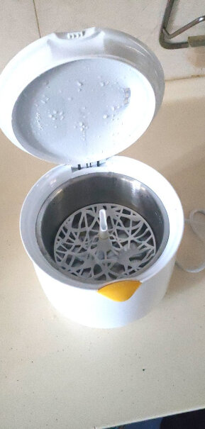 京东京造67度温泉蛋煮蛋器迷你进口材料蒸蛋羹器多功能低温料理煮糖心蛋放多少水位合适？