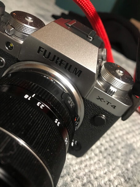 富士（FUJIFILM）X-T4 微单套机掉漆严重吗？