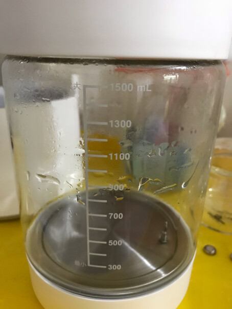 海尔Haier奶瓶消毒烘干器HEPA过滤棉HYG-P01请问下你们在消毒过程中，上盖会不会往上升了一点导致有缝隙啊？消毒完没事？