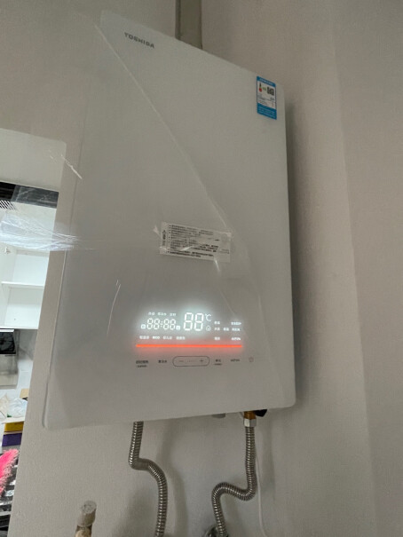 燃气热水器东芝TOSHIBA13升燃气热水器家用天然气评测好不好用,曝光配置窍门防踩坑！