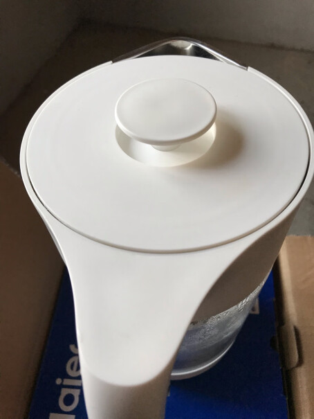 海尔Haier奶瓶消毒烘干器HEPA过滤棉HYG-P01请问下你们在消毒过程中，上盖会不会往上升了一点导致有缝隙啊？消毒完没事？