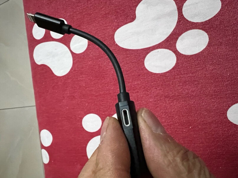 斯泰克苹果Lightning转USB转换头杂音的问题能解决吗？