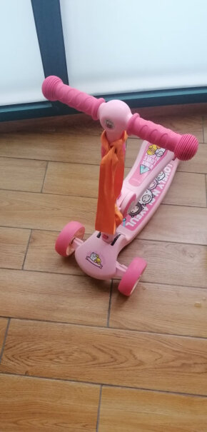 儿童滑板车乐的儿童滑板车发光宽轮质量好吗,评测结果好吗？