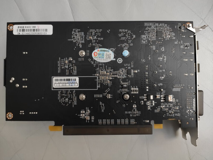 磐镭RX550显卡这个显卡可以用i9400F吗？