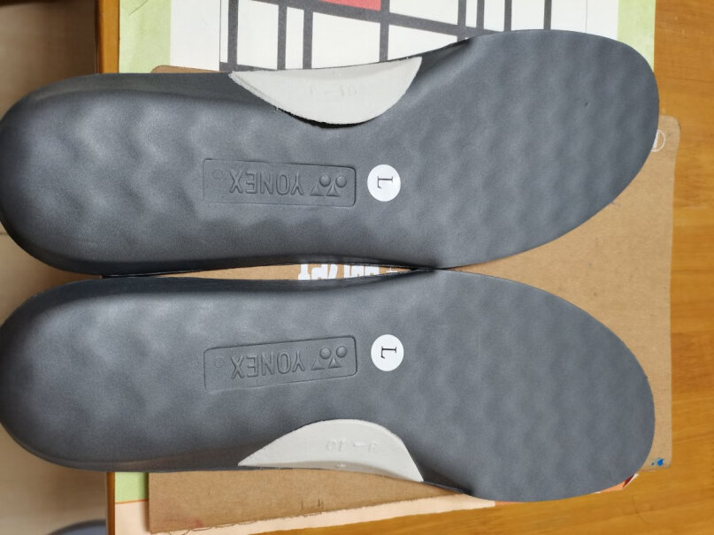 羽毛球鞋YONEX尤尼克斯yy羽毛球鞋垫AC192优缺点质量分析参考！良心点评配置区别？