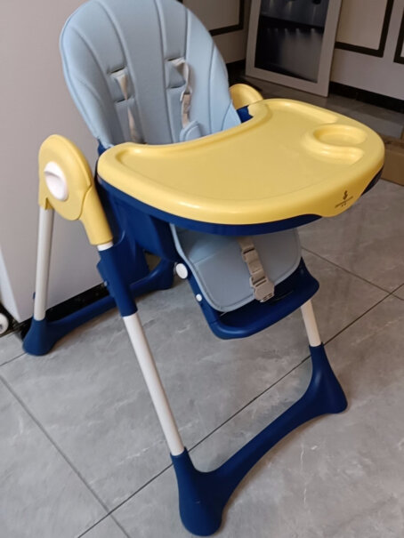 蒂爱宝宝餐椅儿童餐椅便携可坐可躺宝宝椅婴儿餐桌餐盘可以上下调节吗？餐盘，不是整个餐椅？