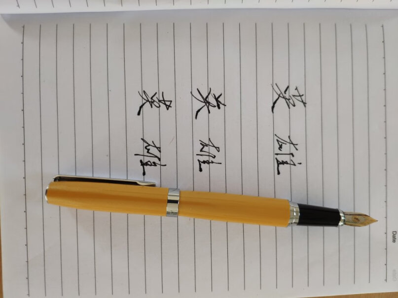 英雄钢笔382商务办公铱金钢笔签字笔382和359的哪个好用？