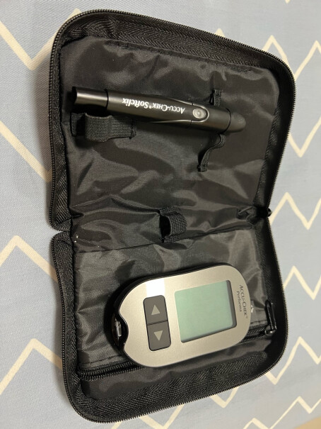 罗氏血糖仪家用活力型医用测试血糖仪这款血糖仪试纸用完后好买吗？